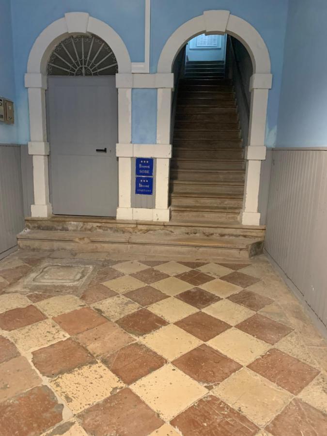Mimi Carera Apartment & Room Ровинь Экстерьер фото